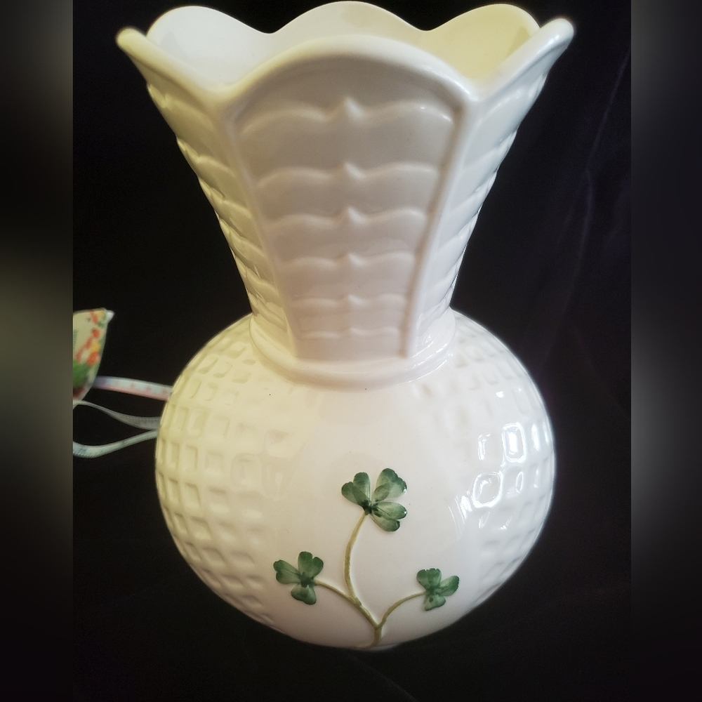 Vintage Shamrock Vase